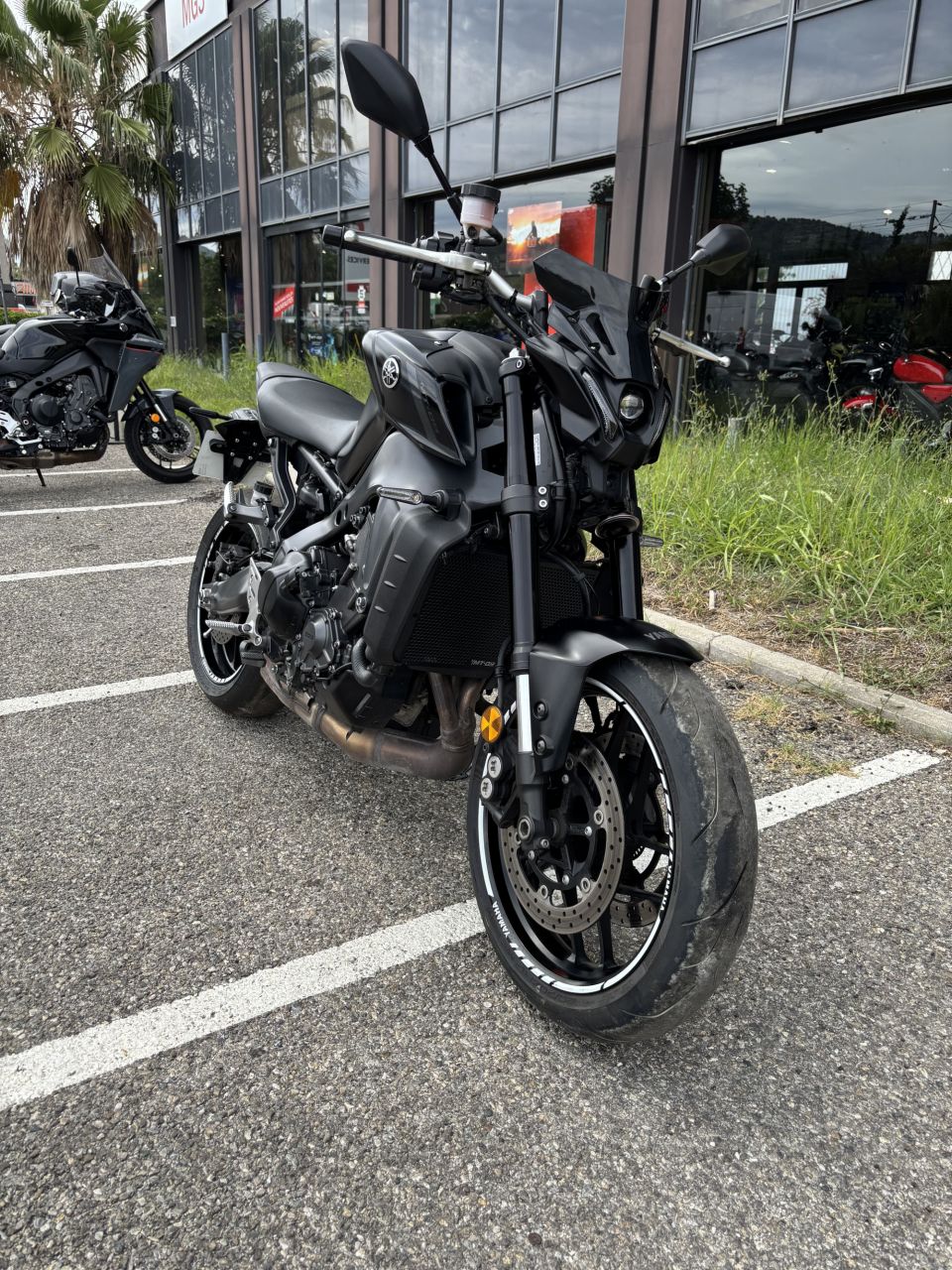 YAMAHA MT-09 1