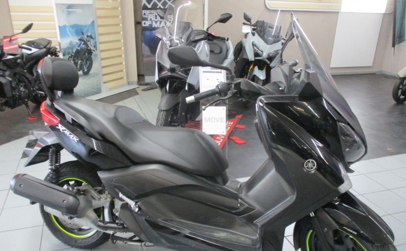 YAMAHA XMAX 125 0