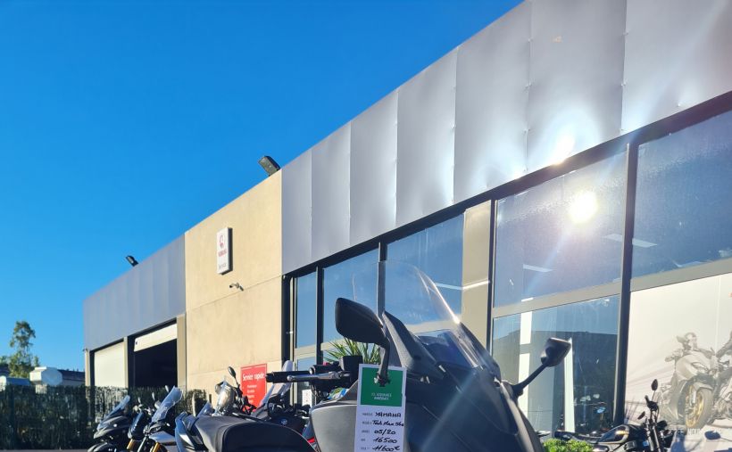 YAMAHA XP T-MAX 560 TECH MAX 1
