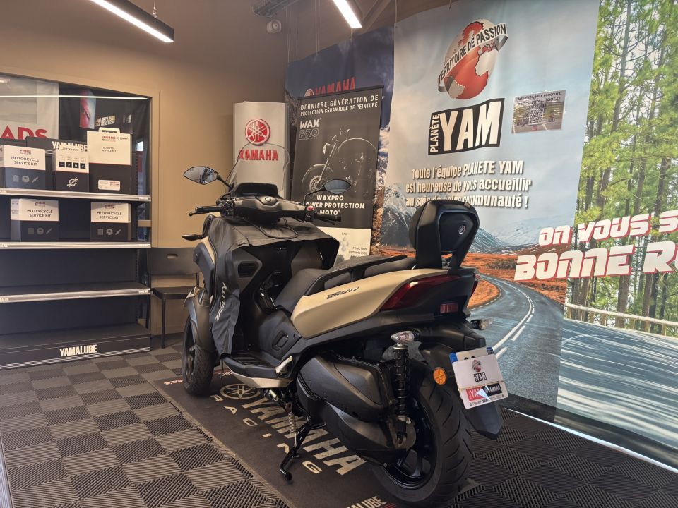 YAMAHA TRICITY 300 7