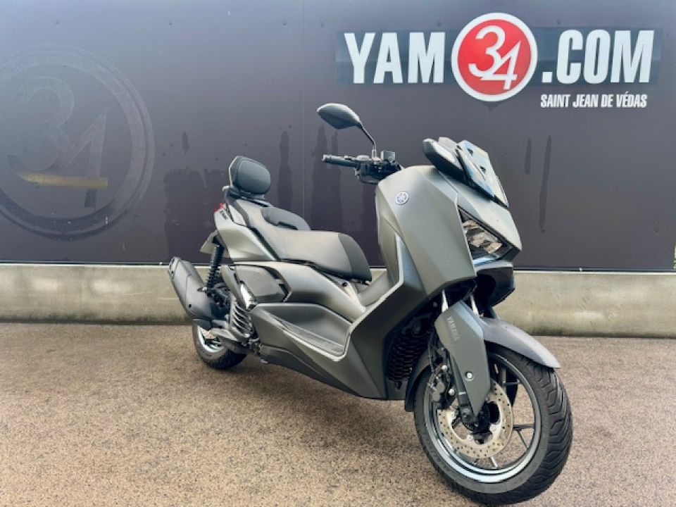 YAMAHA XMAX 125 2
