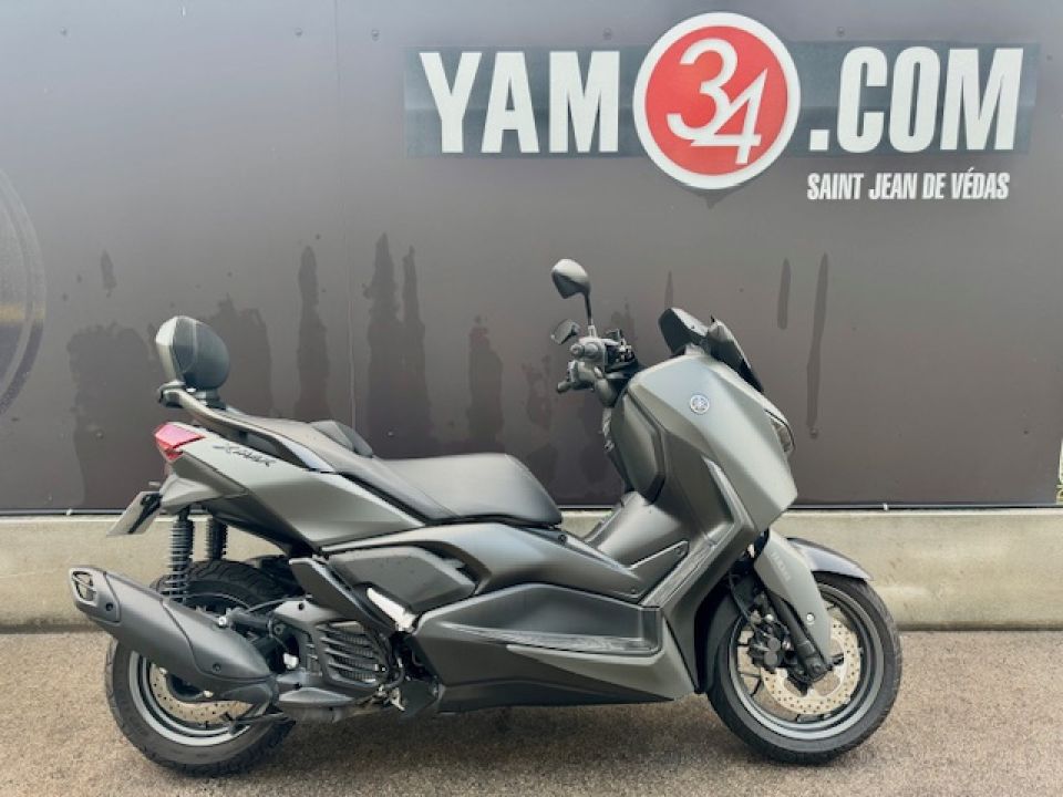 YAMAHA XMAX 125 3