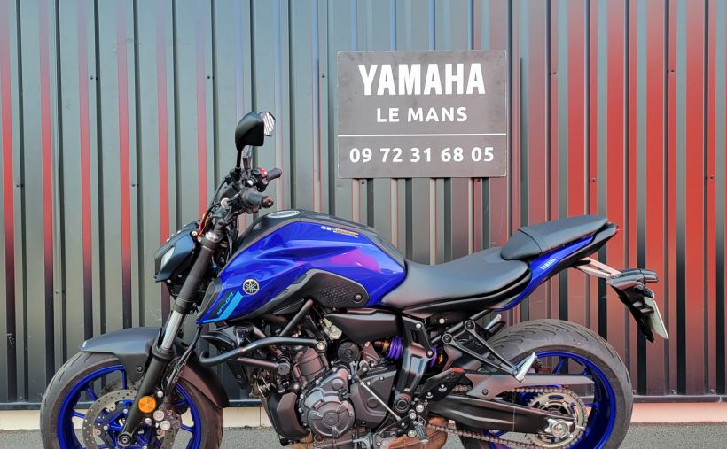 YAMAHA MT-07 1