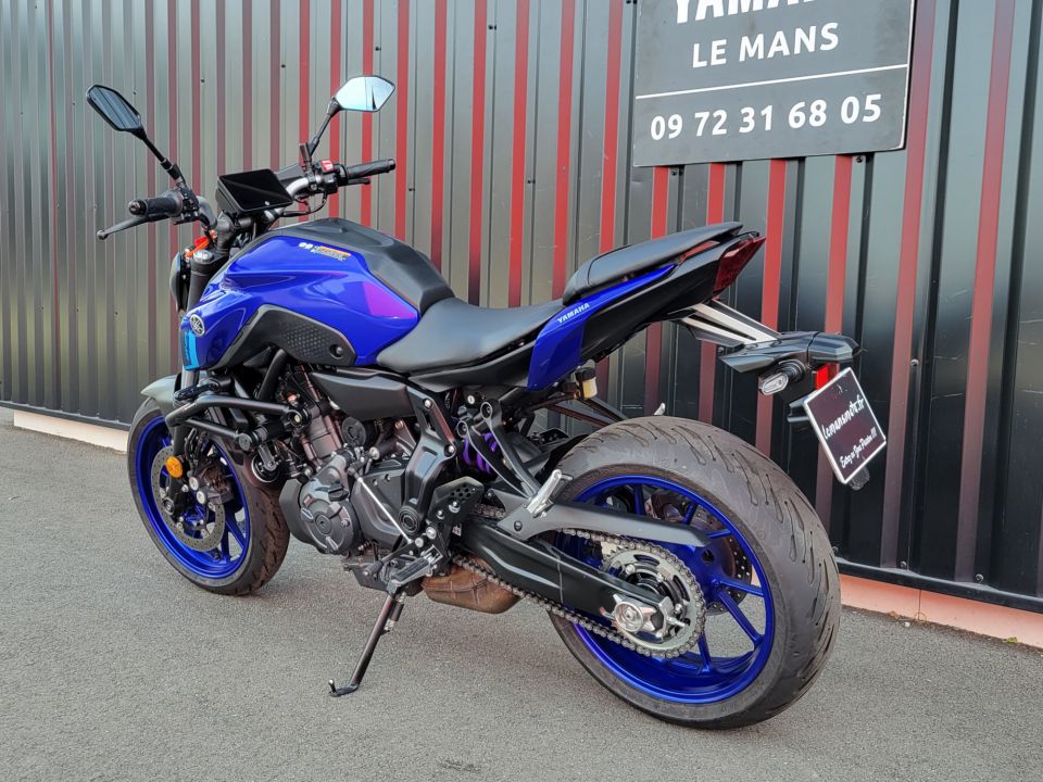 YAMAHA MT-07 15