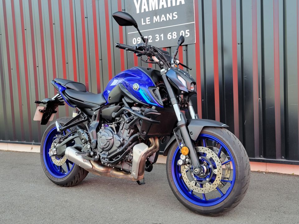 YAMAHA MT-07 30