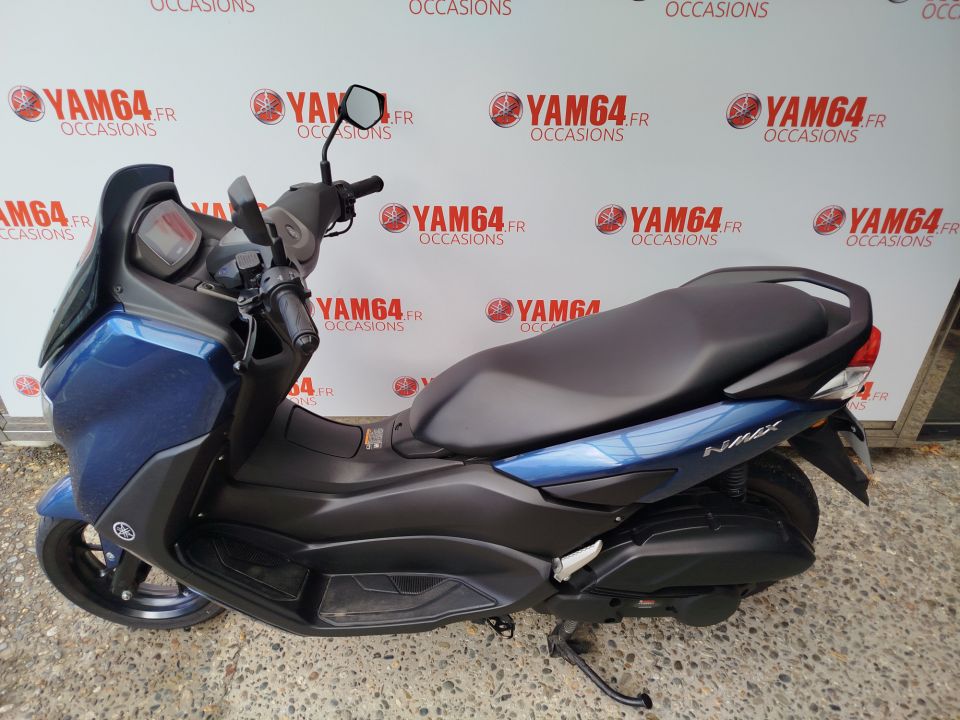 YAMAHA NMAX 125 7