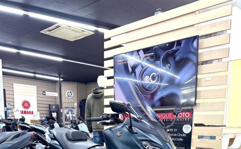 YAMAHA XP T-MAX 560 TECH MAX 1