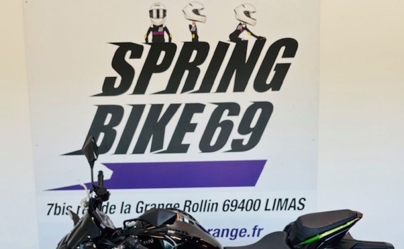 KAWASAKI Z900 SE 0