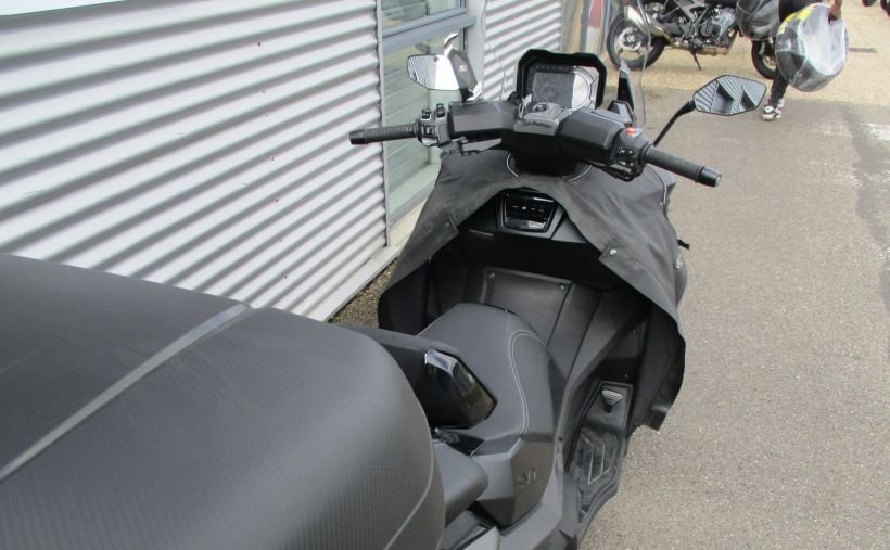 KYMCO CV3 550 6