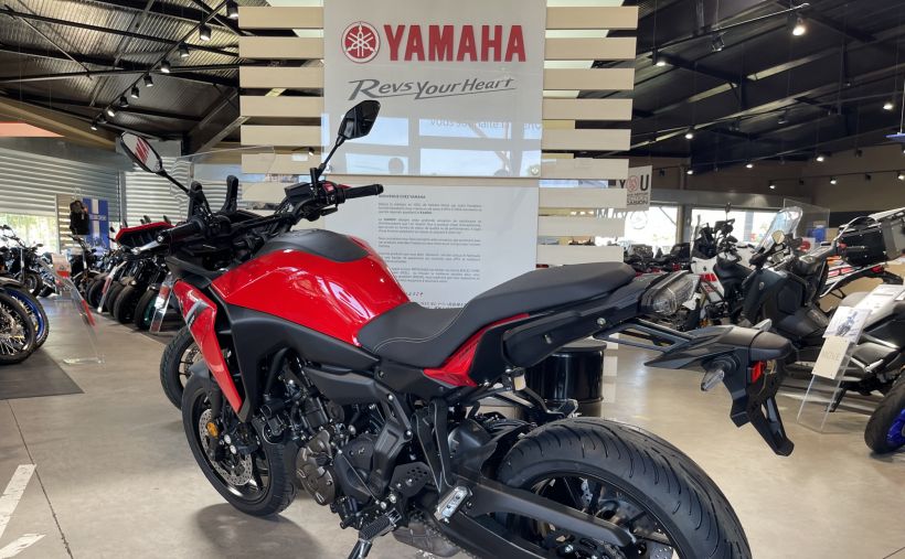YAMAHA TRACER 7 3
