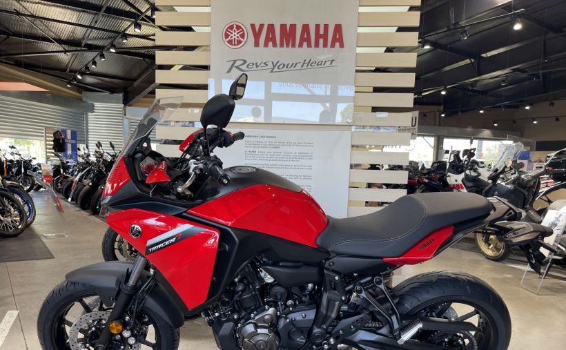 YAMAHA TRACER 7 4
