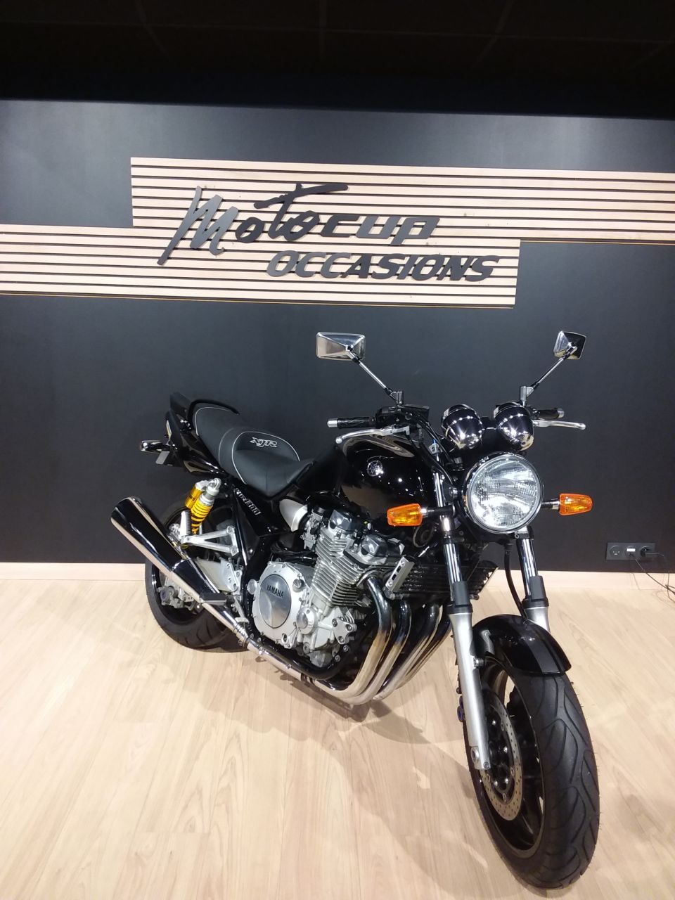 YAMAHA XJR 1300 2