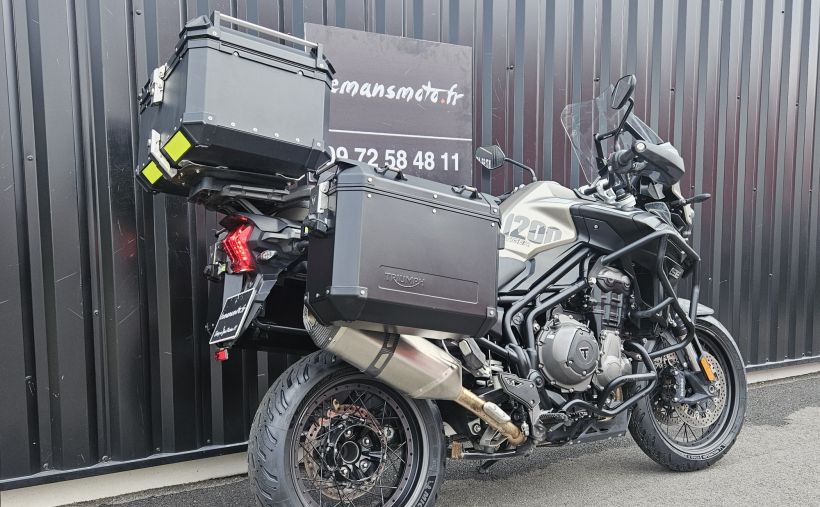 TRIUMPH TIGER 1200 DESERT EDITION 10