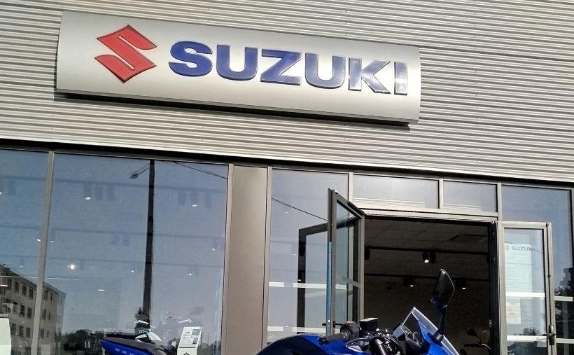 SUZUKI GSX-8R 0