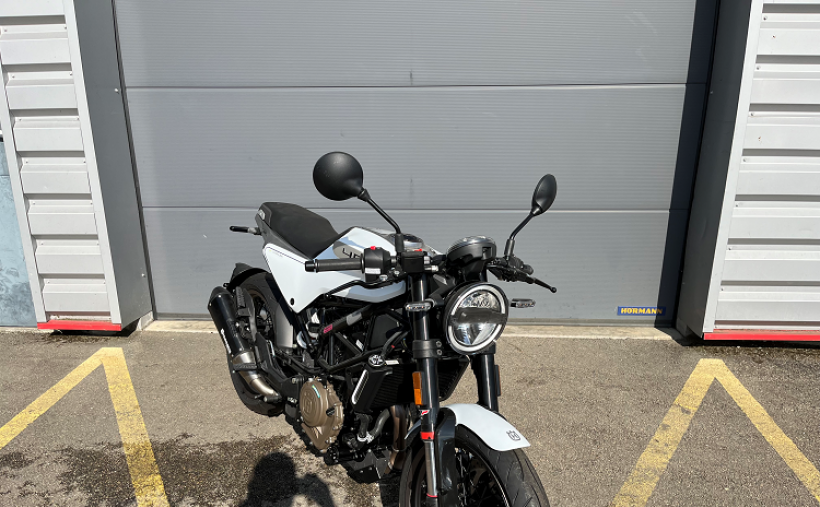 HUSQVARNA VITPILEN 401 6