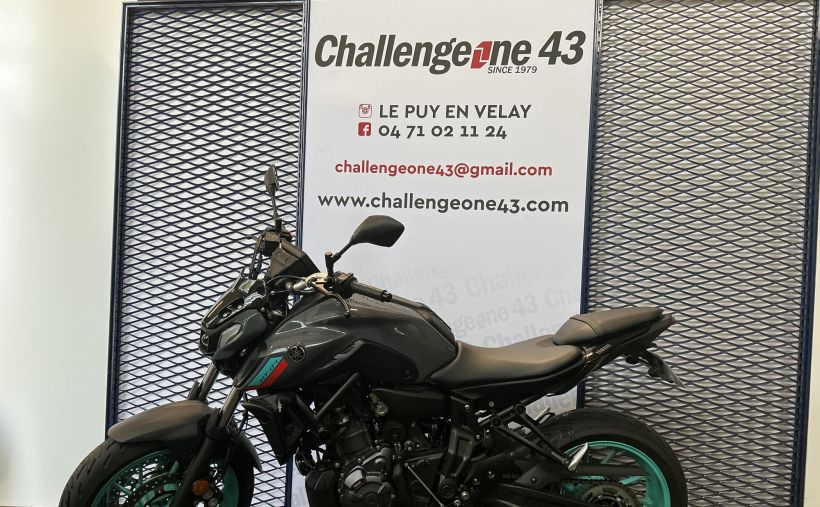 YAMAHA MT-07 0