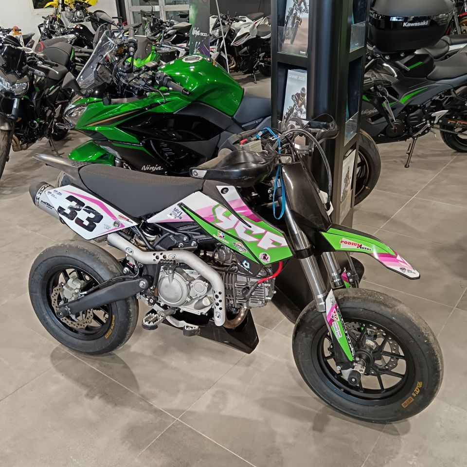 YCF 125 SUPERMOTARD 0