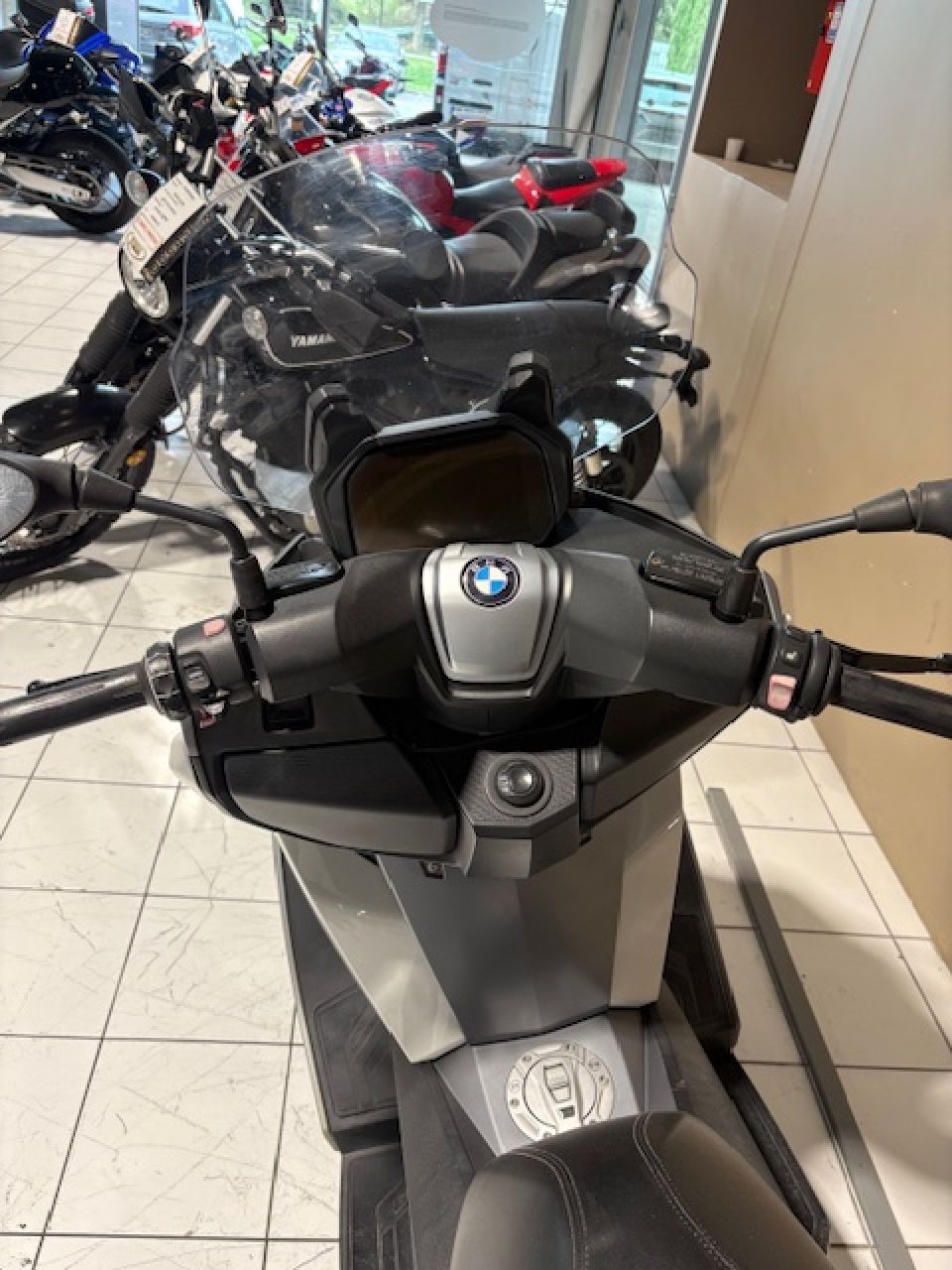 BMW C 400 GT 2