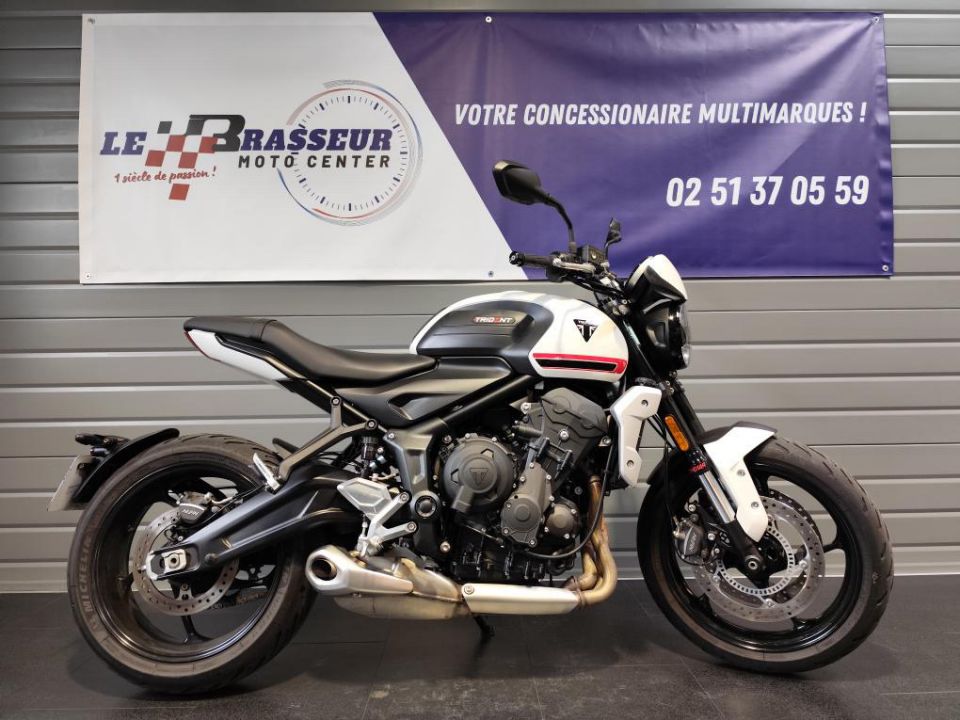TRIUMPH TRIDENT 660 0