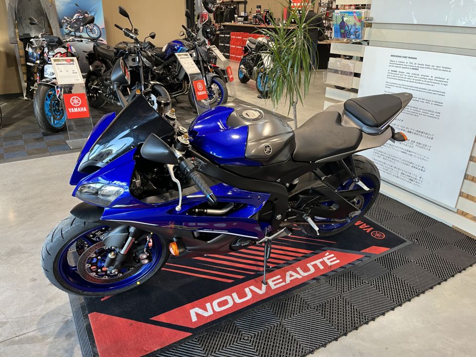 YAMAHA YZF-R6 20