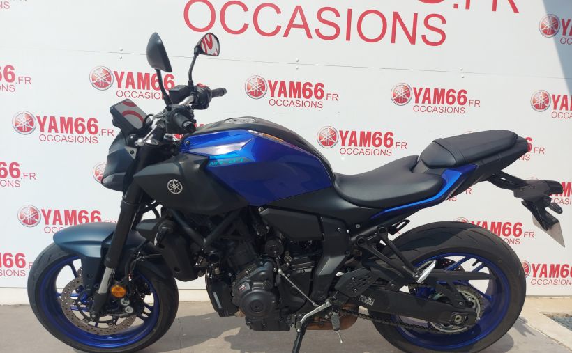 YAMAHA MT-07 (47.5CV) 4