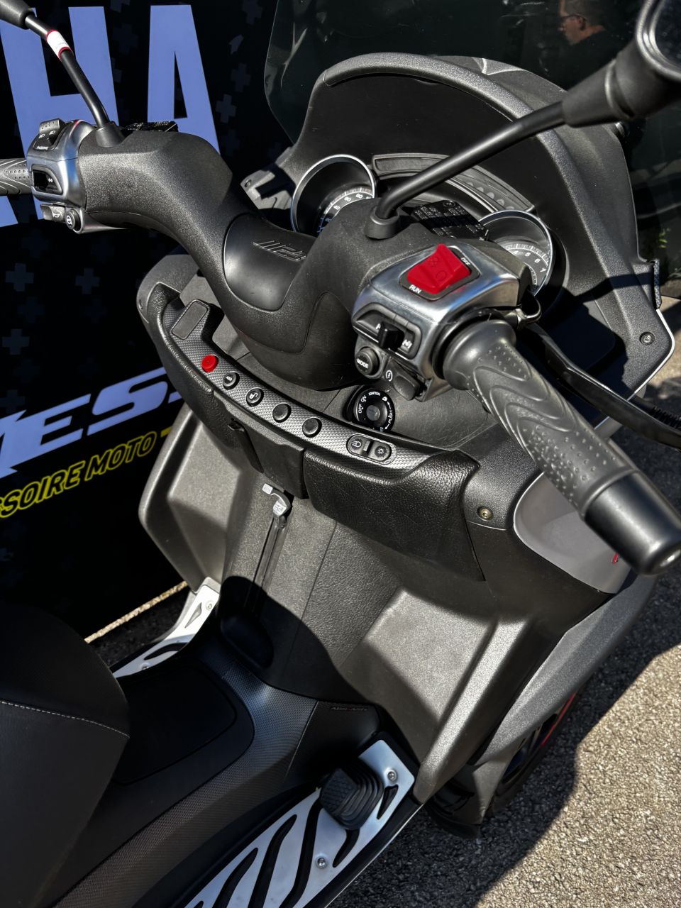 PIAGGIO MP3 400 HPE ABS ASR 4