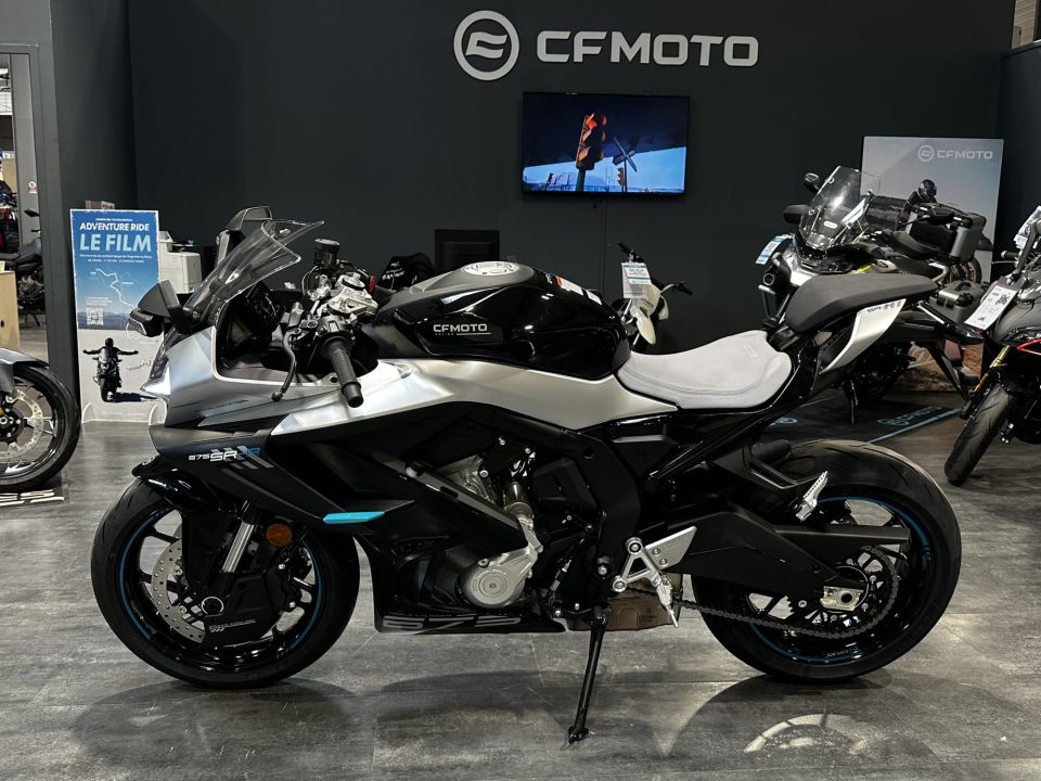 CF MOTO 675 SR-R 10