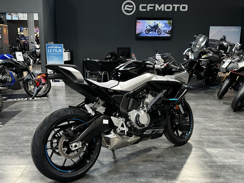 CF MOTO 675 SR-R 20
