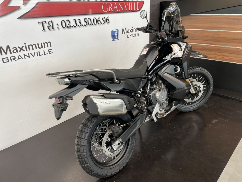 CF MOTO 800 MT-X 6