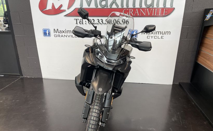 CF MOTO 800 MT-X 2