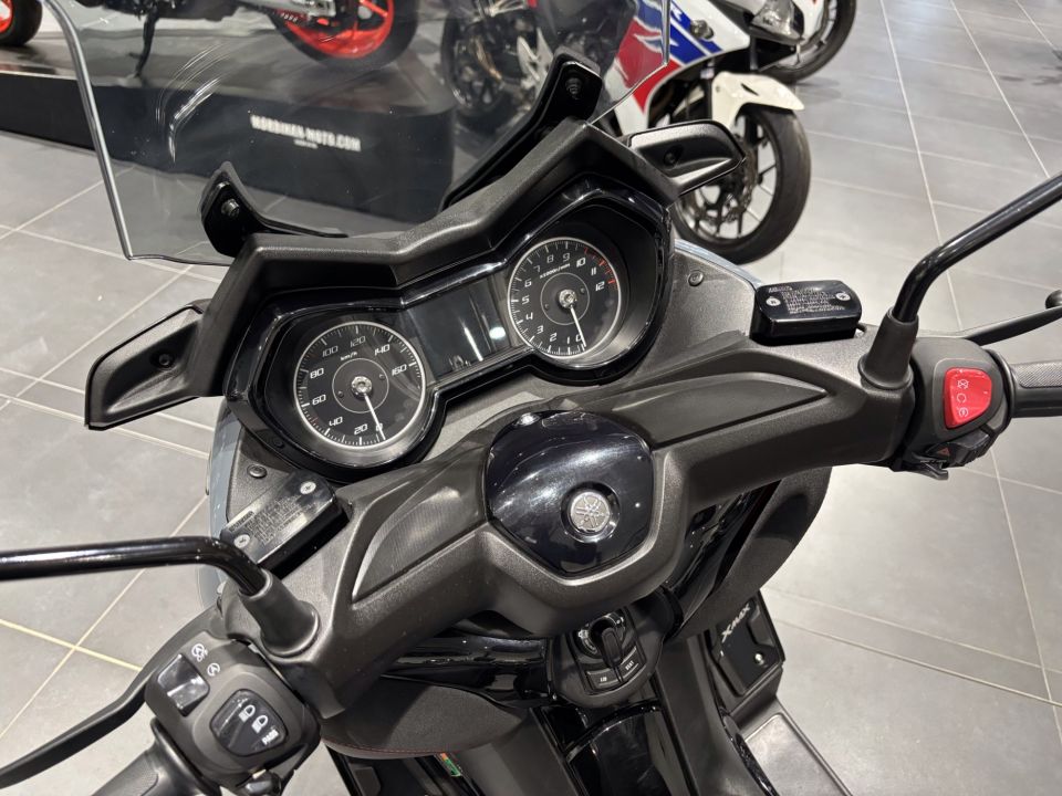 YAMAHA X-MAX 125 TECH MAX 10