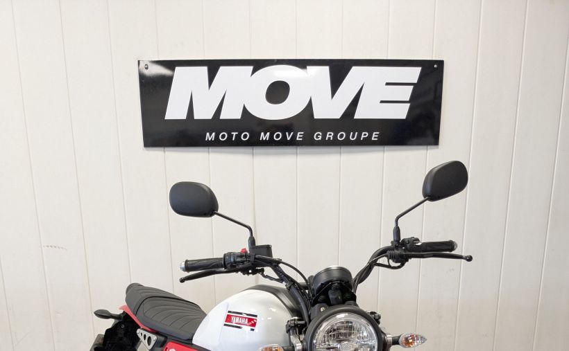 YAMAHA XSR 125 1