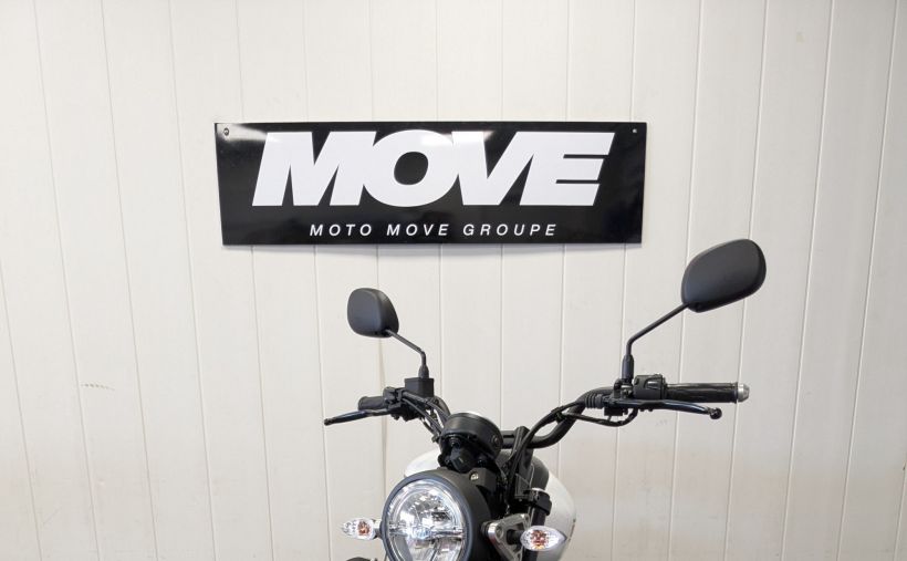 YAMAHA XSR 125 2