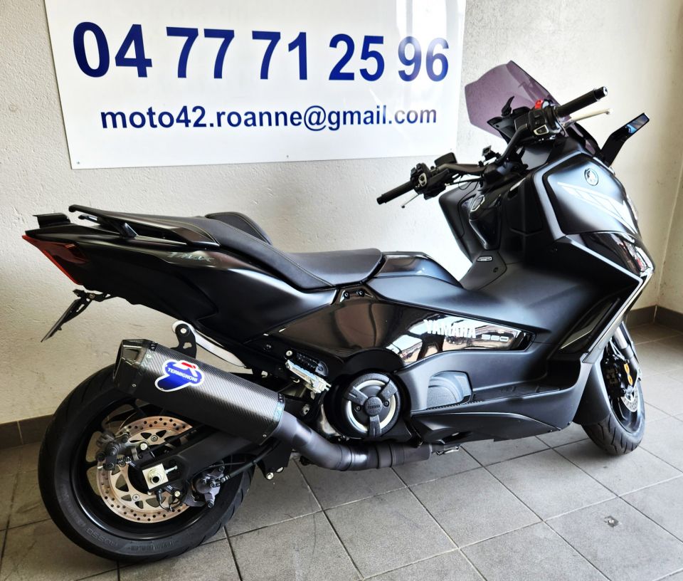 YAMAHA XP T-MAX 560 TECH MAX 9