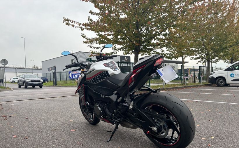 SUZUKI GSX-S 1000 ABS 10