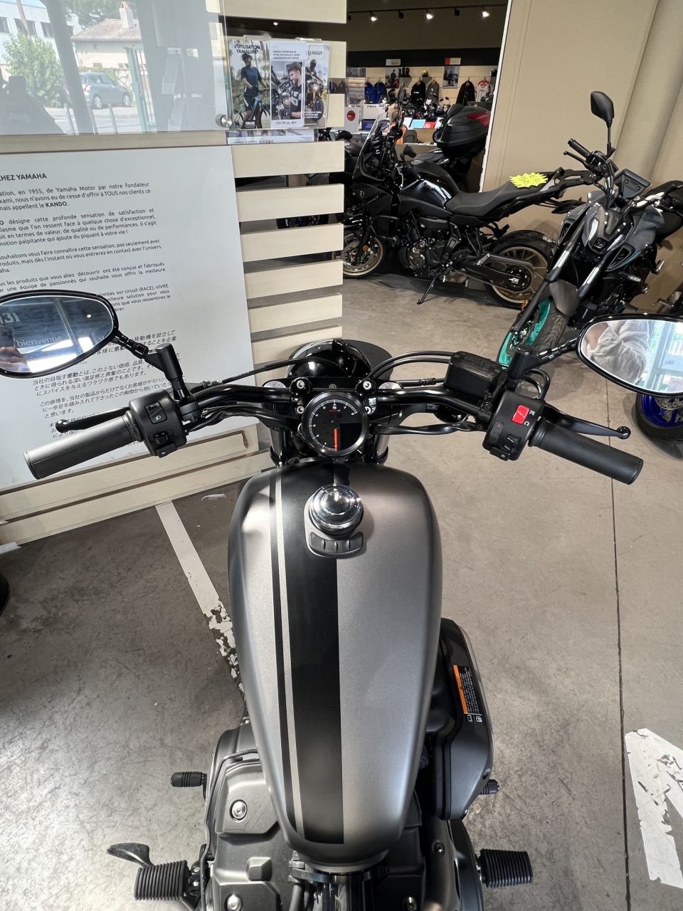 YAMAHA XV 950 BOLT R 5