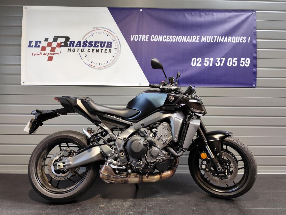YAMAHA MT-09 0