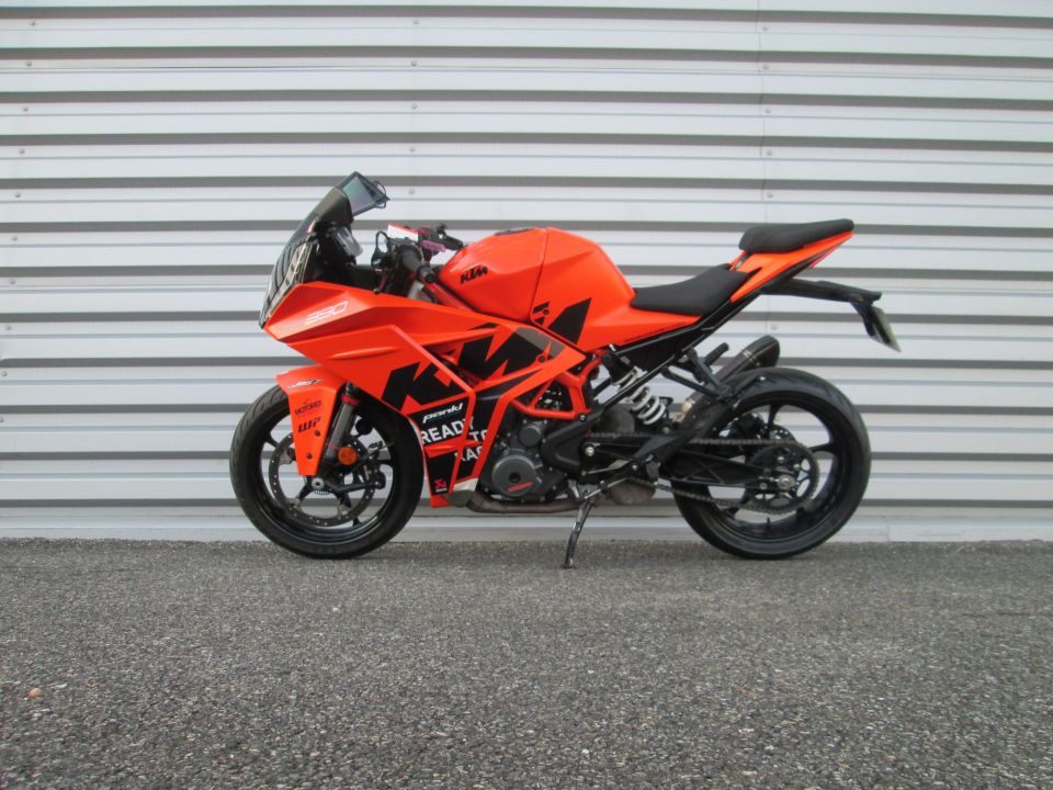 KTM RC 390 ABS 24