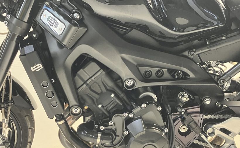 YAMAHA XSR 900 12