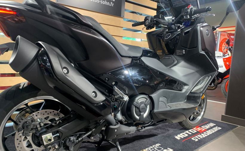 YAMAHA XP T-MAX 560 TECH MAX 1