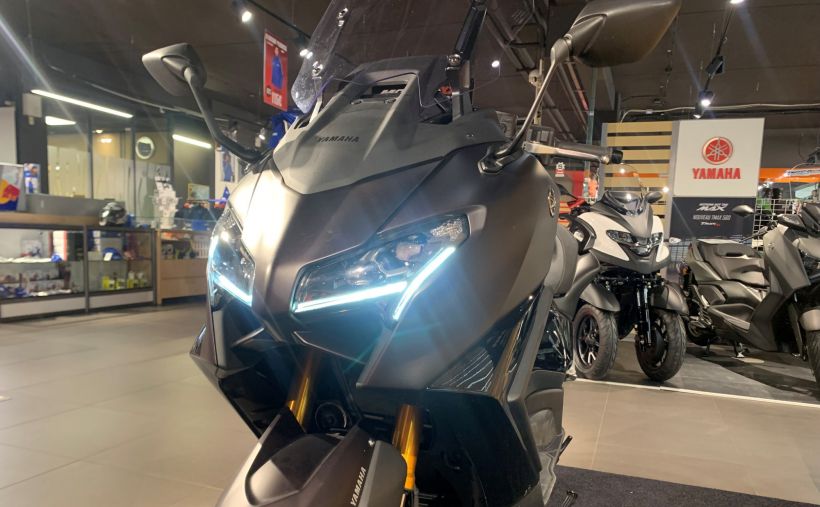 YAMAHA XP T-MAX 560 TECH MAX 4