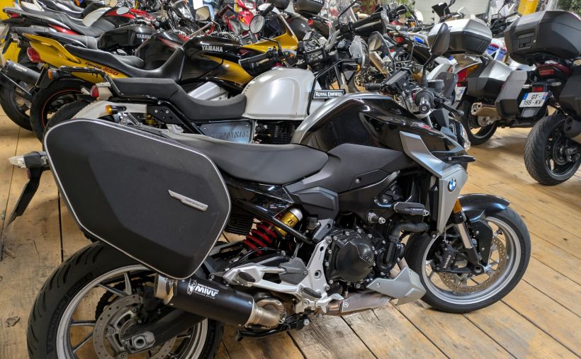 BMW BMW F 900 R 2