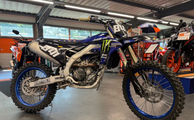 YAMAHA YZ250F 3