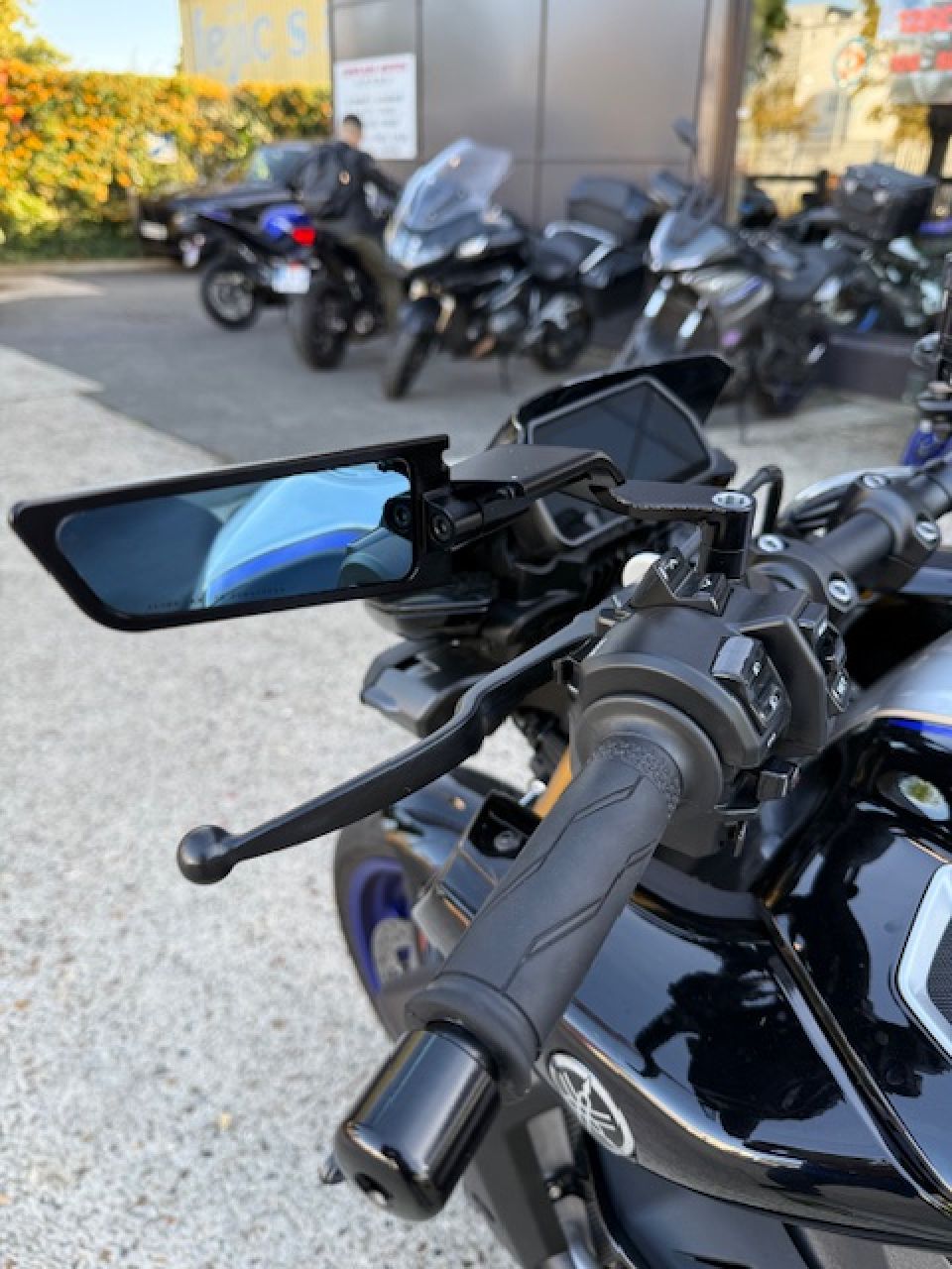 YAMAHA MT-10 SP 6