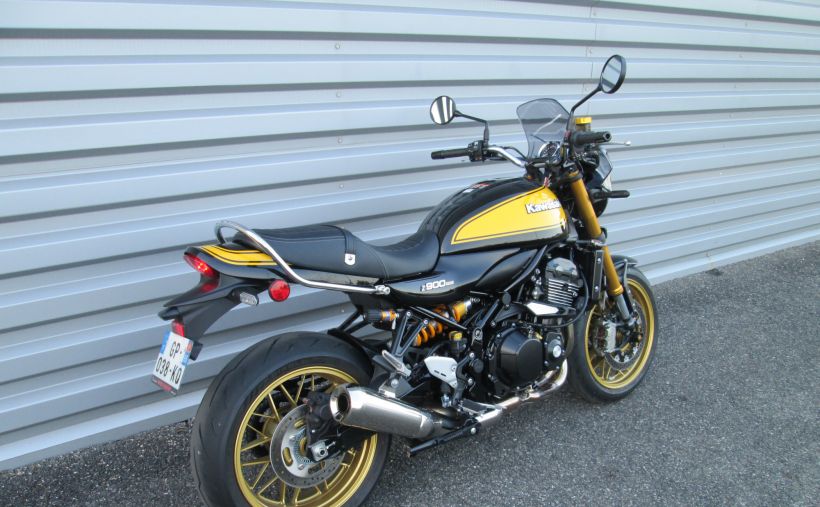 KAWASAKI Z900 SE 16