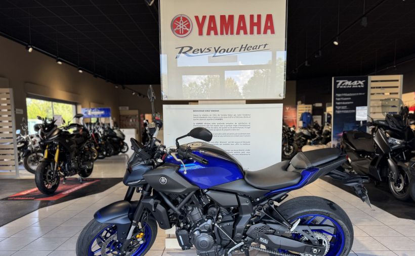 YAMAHA MT-07 (47.5CV) 4
