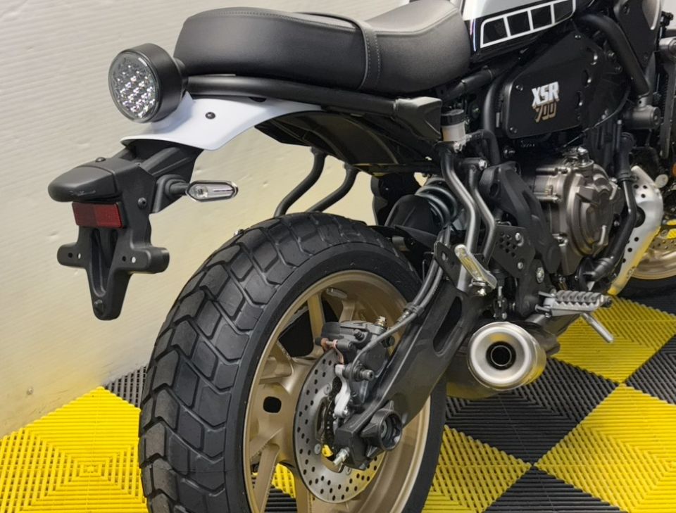 YAMAHA XSR 700 48