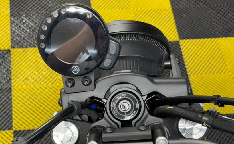 YAMAHA XSR 700 10