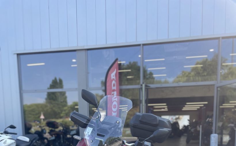 HONDA ADV 350 2