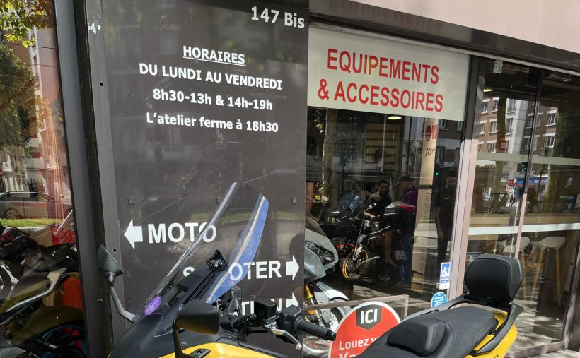 YAMAHA XP T-MAX 560 2